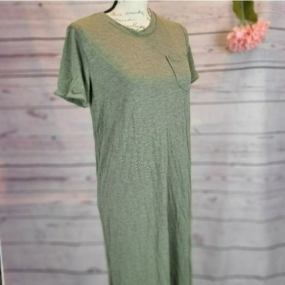 ♡3/$30♡ Jessica Simpson Midi T Shirt Dress -M - Picture 2 of 8